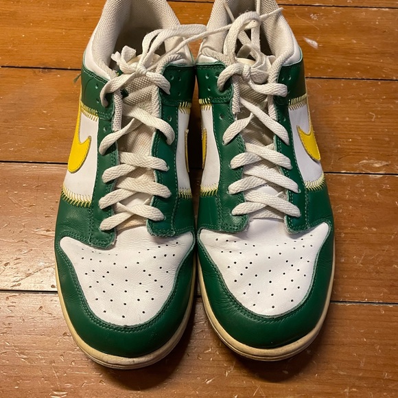 2006 baseball packs “Oakland A’s” Nike dunks size 10.5 - Picture 2 of 6